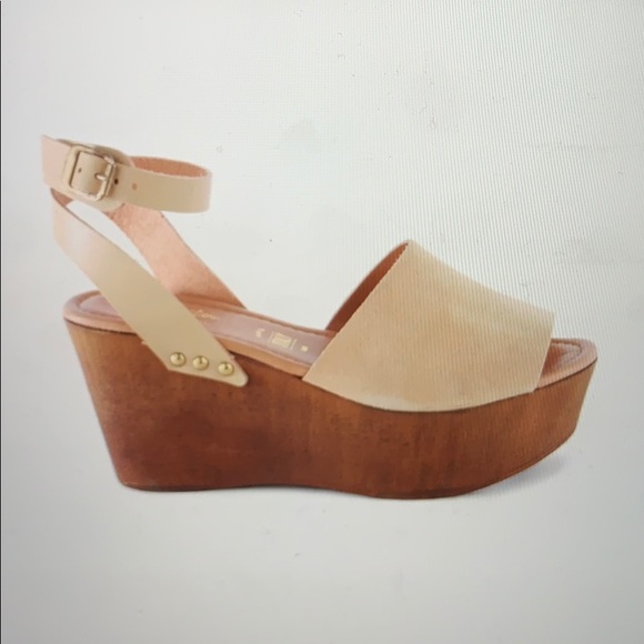 seychelles forward wooden wedge